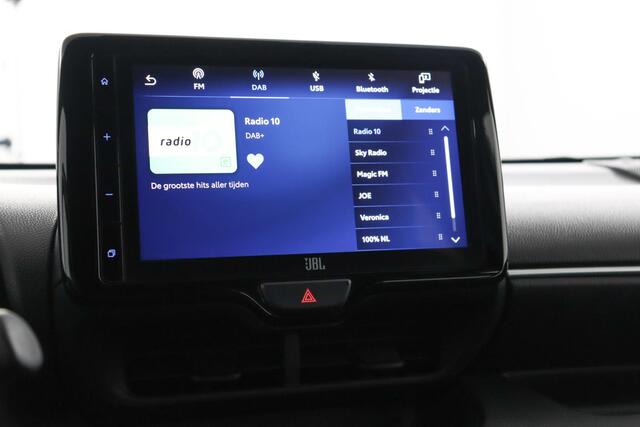 Toyota YARIS 1.5 Hybrid Executive | Apple Carplay/Android Auto | Stoel/Stuurverwarming | Parkeersensoren | JBL Audio |