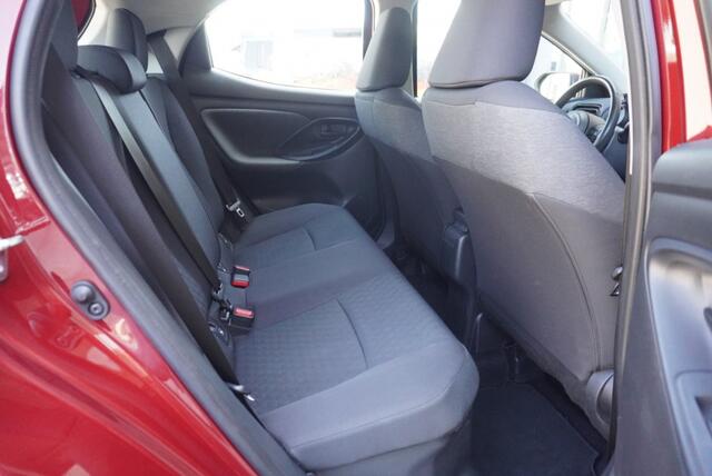 Toyota YARIS 1.5 Hybrid 115 Comfort Led | CarPlay | NAP | Camera | Clima