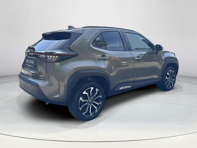 Toyota YARIS Cross 1.5 Hybrid 130 Dynamic | 06-10141018 Voor meer informatie