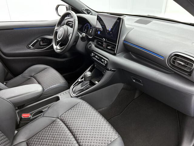 Toyota YARIS 1.5 Hybrid 130 Executive | BTW Voertuig | JBL | Lederenbekleding |