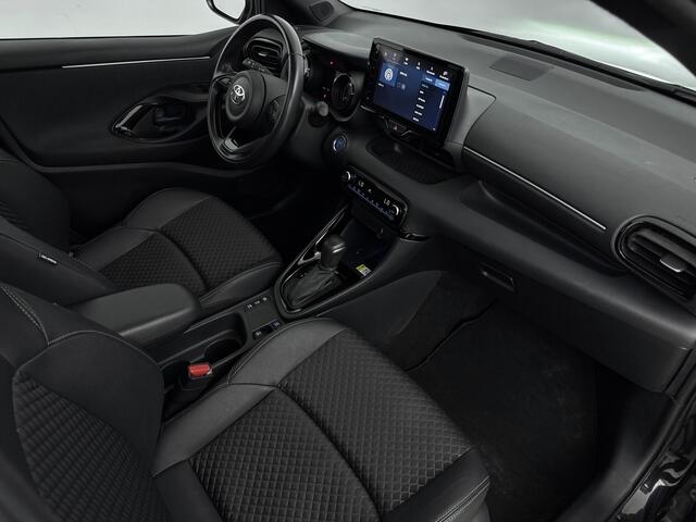 Toyota YARIS 1.5 Hybrid Executive Limited | Panoramadak | Lederen bekleding | Apple Carplay / Android Auto | Onderweg-naar-dealer