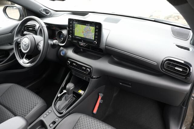 Toyota YARIS 1.5 Hybrid Executive Automaat | JBL Premium audio met 8 speakers