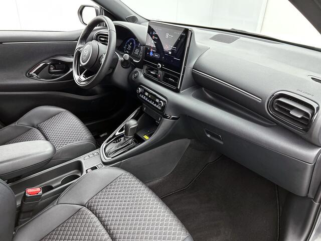 Toyota YARIS 1.5 Hybrid 130 Executive | NL-Auto | Fabr garantie mogelijk t/m 07-2035 ! Onderweg-naar-dealer