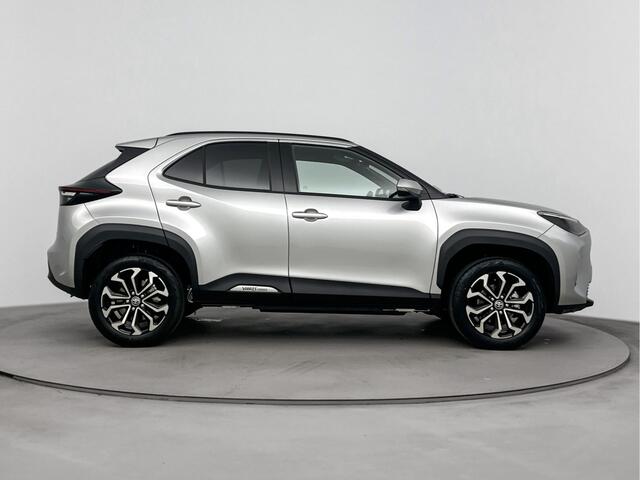 Toyota YARIS Cross 1.5 Hybrid 115 Dynamic | Apple Carplay & Android Auto | Parkeercamera |