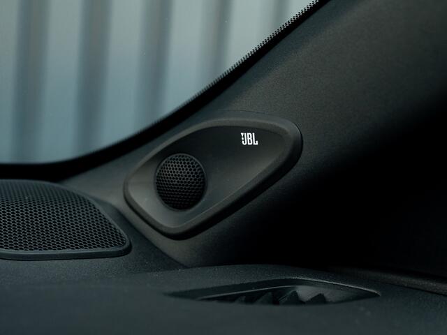 Toyota YARIS 1.5 Hybrid Executive | Trekhaak afnb. | JBL | Head Up | BSM | Camera | PDC V&A | Prijs Rijklaar!!