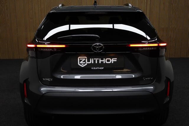 Toyota YARIS Cross 1.5 Hybrid 130 Dynamic + Comfort Pack | MY2026 | ¤ 2.500,- Voorraad voordeel! | Adaptive-cruise | Camera | Clima | Apple Carplay & Android Auto | Navigatie | Keyless | Parkeerhulp | Stoel & Stuurverwarming | Dodehoekdetectie