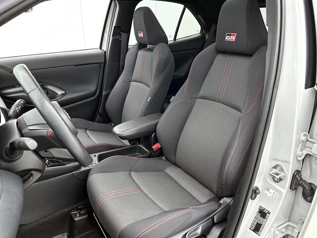 Toyota YARIS Cross 1.5 Hybrid GR Sport | Navigatie | Parkeersensoren |