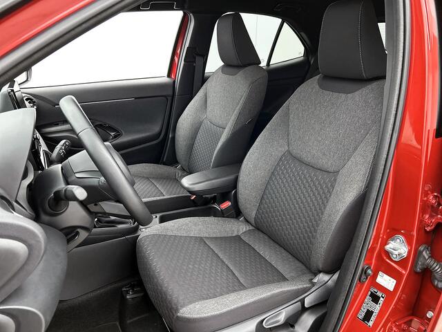 Toyota YARIS Cross Hybrid 115 Dynamic | Stoelverwarming | Stuurwielverwarming |