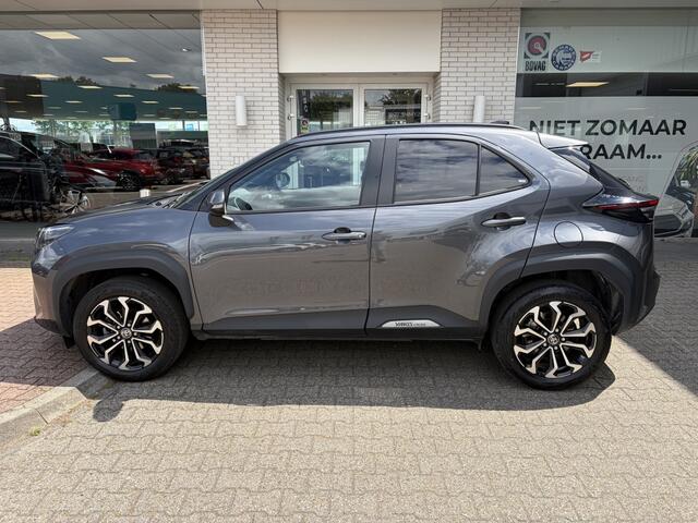 Toyota YARIS Cross 1.5 Hybrid 115 Dynamic | Sensoren v/a | Stuur + Stoelverwarming