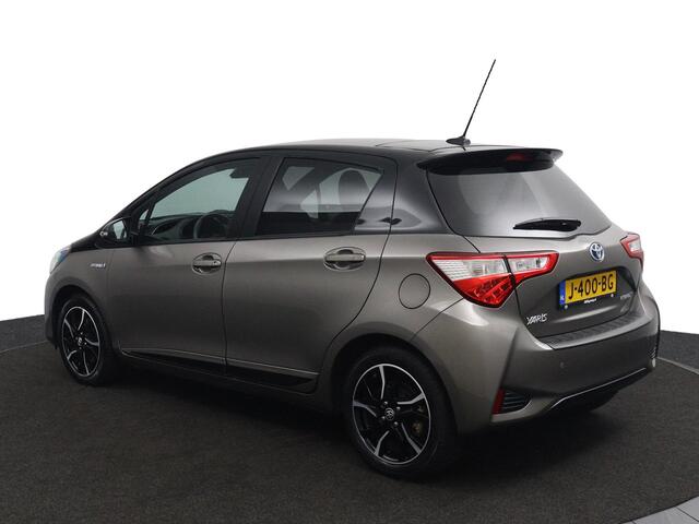 Toyota YARIS 1.5 Hybrid Bi-Tone | Cruise Control | Panoramadak | Parkeersensoren |