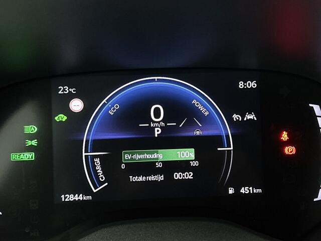 Toyota YARIS Cross 1.5 Hybrid 130 Dynamic | Stoel en stuurverwarming | PDC rondom |