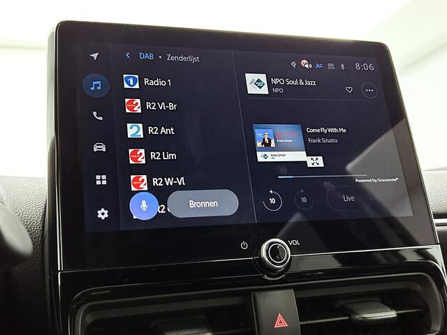 Toyota YARIS Cross 1.5 Hybrid 130 Dynamic | Stoel en stuurverwarming | PDC rondom |