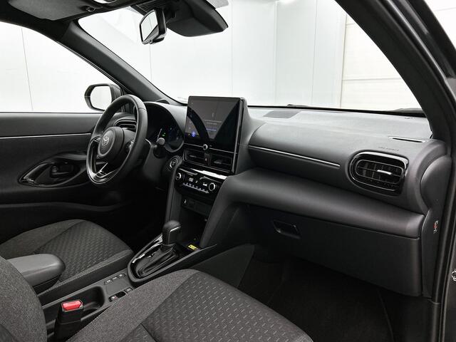 Toyota YARIS Cross 1.5 Hybrid 115 First Edition + | Stoel stuur en voorruitverwarming |