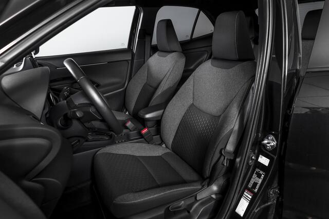 Toyota YARIS Cross 1.5 Hybrid 115 Dynamic | Dig.Cockpit | Adapt.Cruise | Stoel-+stuurverwarming | Camera | PDC | NAV+App.Connect | Auto.Airco | LM 17" | 8137