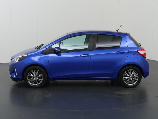 Toyota YARIS 1.5 VVT-i Dynamic | LED | Trekhaak | Automaat | Navigatie | Camera | Climate Control | Apple CarPlay/Android Auto | Cruise Control | Rij-Hulpsysteem |