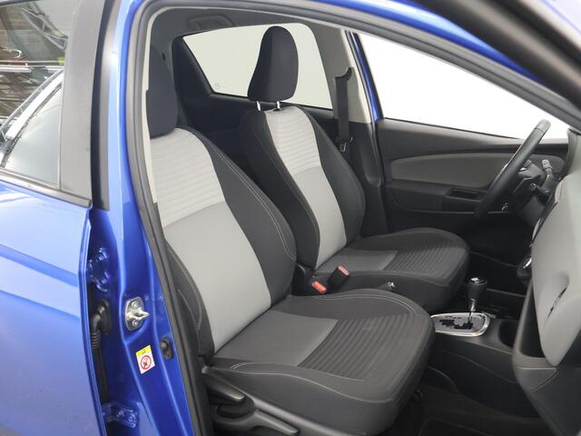 Toyota YARIS 1.5 VVT-i Dynamic | LED | Trekhaak | Automaat | Navigatie | Camera | Climate Control | Apple CarPlay/Android Auto | Cruise Control | Rij-Hulpsysteem |