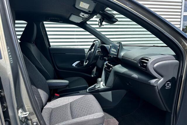 Toyota YARIS Cross 1.5 Hybrid Dynamic / Winter-Pakket / E-Kofferkl.