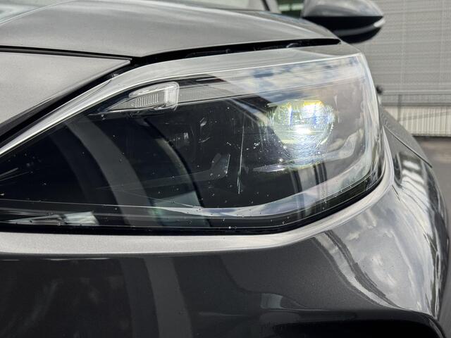 Toyota YARIS Cross 1.5 Hybrid Explore Parkeersensoren V+A | verwarmde stoelen | 17 inch | Keyless entry | Climate control