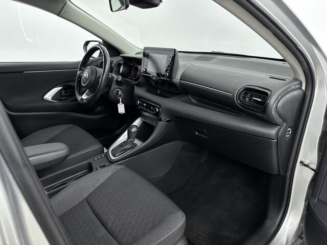 Toyota YARIS 1.5 Hybrid 115 First Edition | Parkeercamera | Apple Carplay-Android Auto | Cruise Control Adaptief |