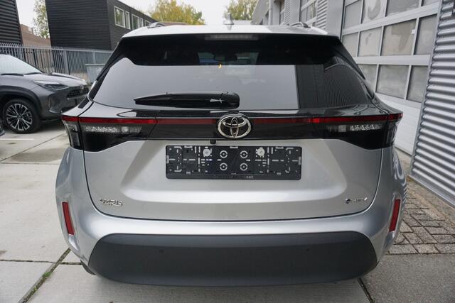 Toyota YARIS Cross 1.5 Hybrid 130 Dynamic |Navi|Carplay|PDC V+A|Dodehoek|Stoel en stuurverw.|Camera|
