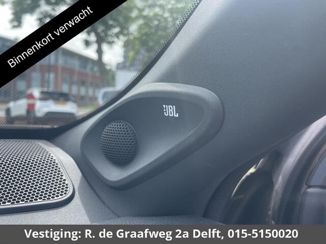 Toyota YARIS Cross 1.5 Hybrid Adventure | JBL Audio | parkeersensoren | Navigatie | BSM
