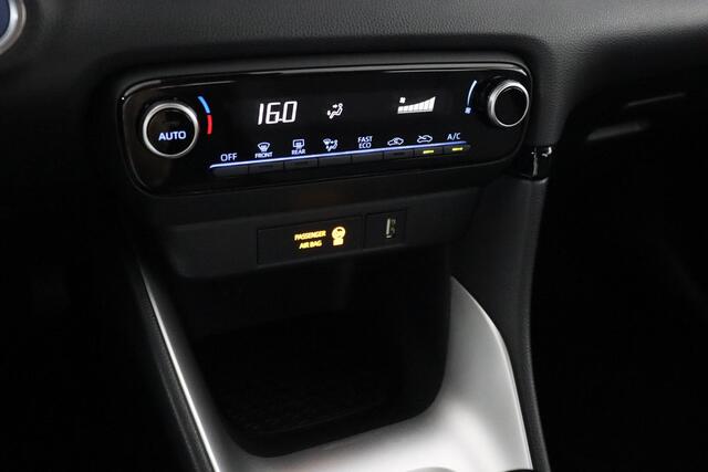 Toyota YARIS 1.5 Hybrid Dynamic | Navigatie | Apple Carplay/Android Auto | Parkeercamera |