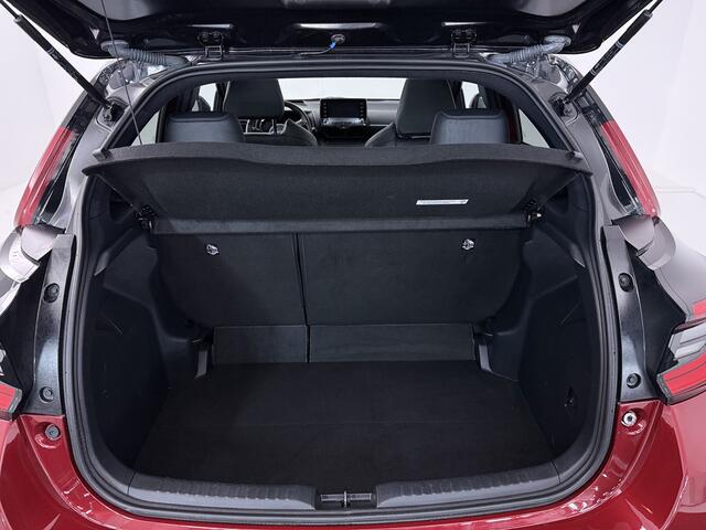 Toyota YARIS 1.5 Hybrid Executive Bi-Tone | Navigatie | JBL | Panoramadak | Head-up | BLS | PDC | Stuur-Stoelverwarming |