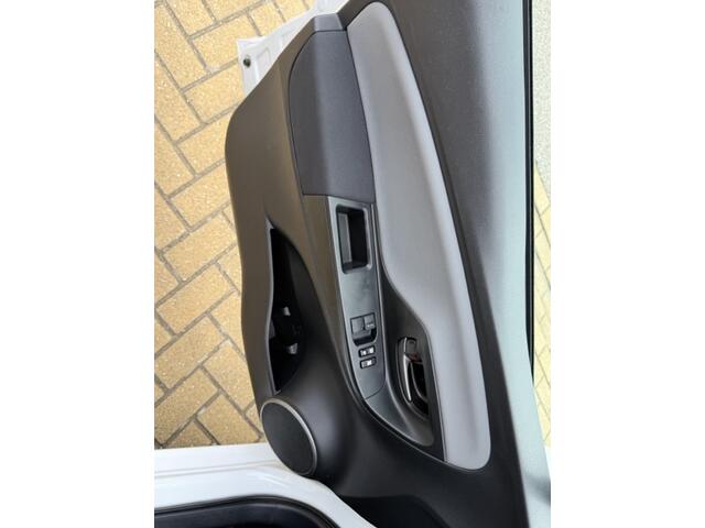 Toyota YARIS 1.0 VVT-i Aspiration