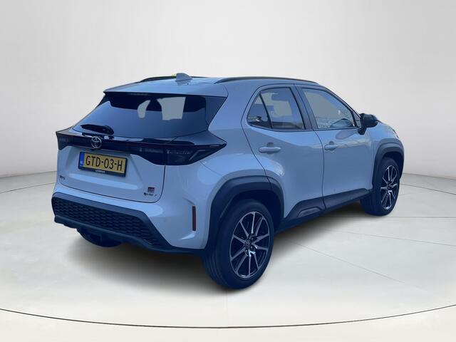 Toyota YARIS Cross 1.5 Hybrid 130 GR SPORT | BTW ! ! | Carplay | Achteruitrijcamera | Stoelverwarming |