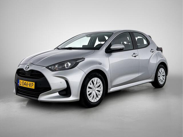 Toyota YARIS 1.5 Hybrid Active parkeersensors V+A