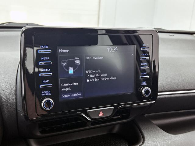 Toyota YARIS 1.5 Hybrid Active parkeersensors V+A