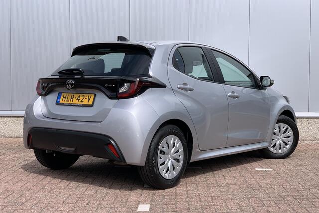 Toyota YARIS 1.5 Hybrid 115 Comfort | Camera | Apple Carplay | ACC |