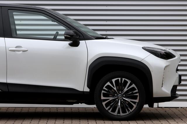 Toyota YARIS Cross 1.5 Hybrid Executive Bi-Tone 360Gr. Camera