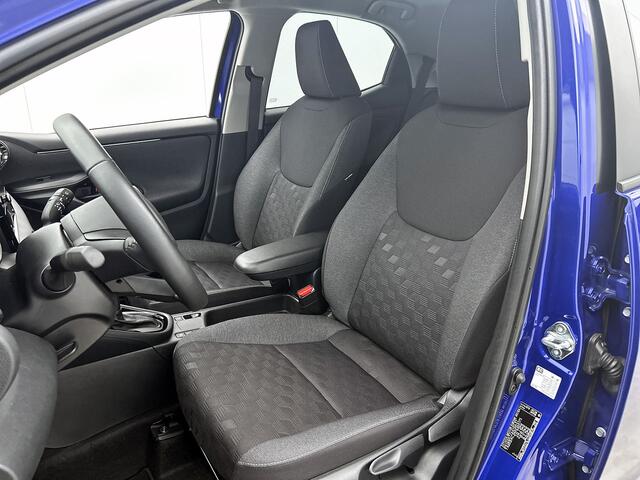 Toyota YARIS 1.5 Hybrid Dynamic | Parkeersensoren V+A | Stuur-Stoelverwarming | Dode Hoek Detectie | Onderweg-naar-dealer
