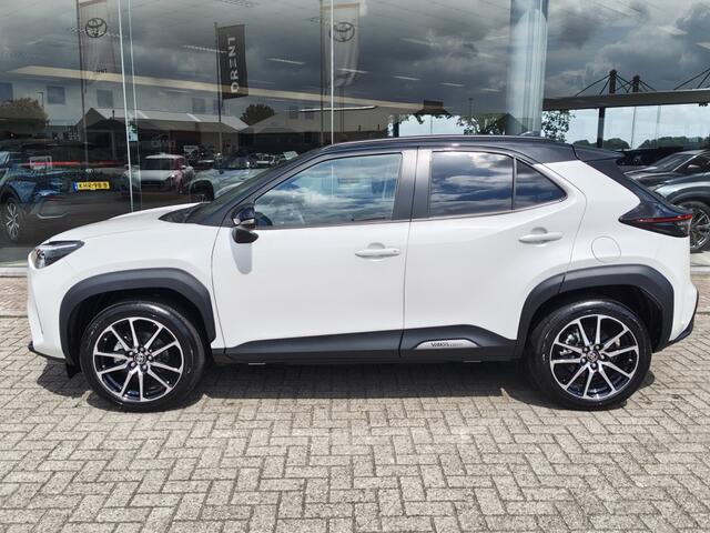 Toyota YARIS Cross 1.5 Hybrid 130 GR SPORT | Sensoren v/a | El. Achterklep | Androi