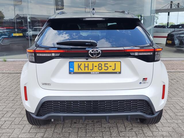 Toyota YARIS Cross 1.5 Hybrid 130 GR SPORT | Sensoren v/a | El. Achterklep | Androi