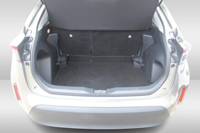 Toyota YARIS Cross 1.5 Hybrid Active Lichtmetalen velgen 17", Achteruitrijcamera
