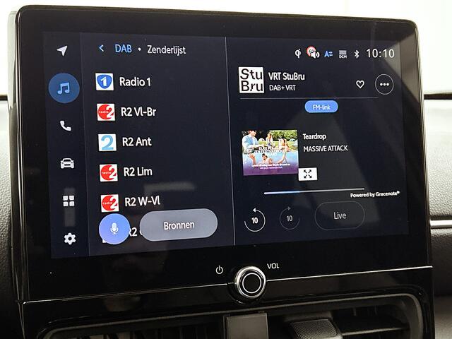 Toyota YARIS Cross 1.5 Hybrid 130 Dynamic Comfort Pack | BTW Voertuig | Dodehoekdetectie | Stoel + stuurverwarming | Parkeersensoren Voor + Achter | Cruise Control Adaptive | Climate Control | Apple CarPlay/Android auto | Draadloze telefoonlader