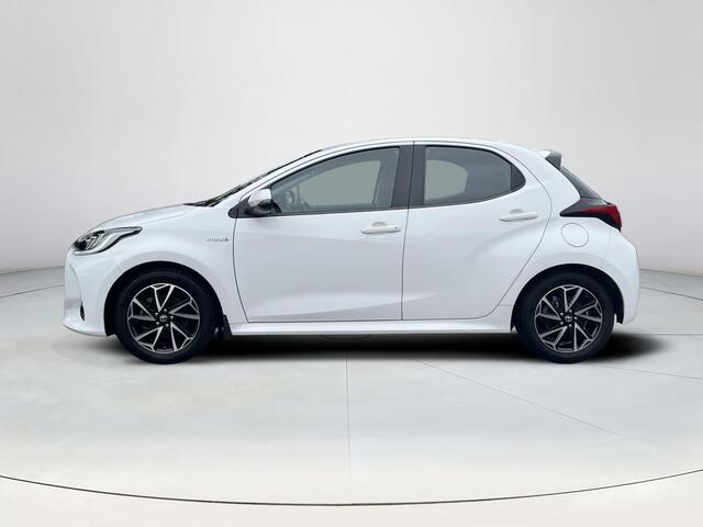 Toyota YARIS 1.5 Hybrid Dynamic | Licht metalen velgen | Carplay | Stoelverwarming | LED koplampen | Keyless entry |