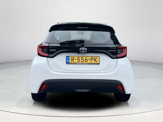 Toyota YARIS 1.5 Hybrid Dynamic | Licht metalen velgen | Carplay | Stoelverwarming | LED koplampen | Keyless entry |