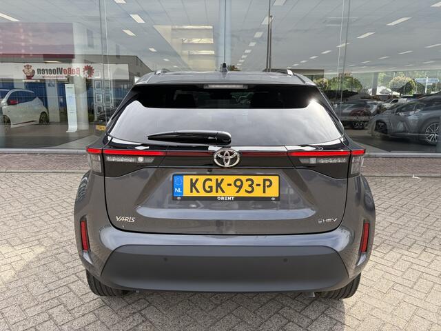 Toyota YARIS Cross 1.5 Hybrid 130 Dynamic | Comfort Pack | Sensoren v/a | Stoelverw
