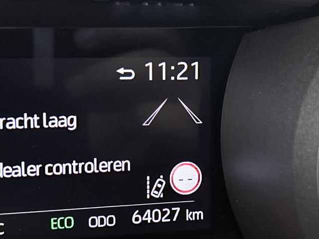 Toyota YARIS 1.5 Hybrid Dynamic | BTW Voertuig | 1e Eigenaar | Dealeronderhouden | Trekhaak afneembaar | Apple CarPlay/Android Auto | Cruise Control Adaptive | Keyless Entry/Start | Achteruitrijcamera