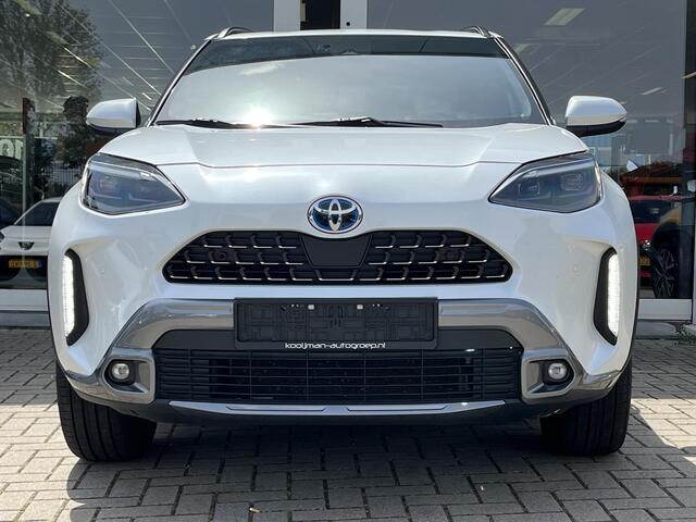 Toyota YARIS Cross 1.5 Hybrid AWD Adventure