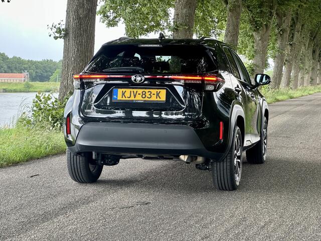 Toyota YARIS Cross 1.5 Hybrid 115 Dynamic | Rijklaarprijs! | Automaat | Carplay | Stoel- en stuurverwarming | LED | ACC | Keyless | Camera