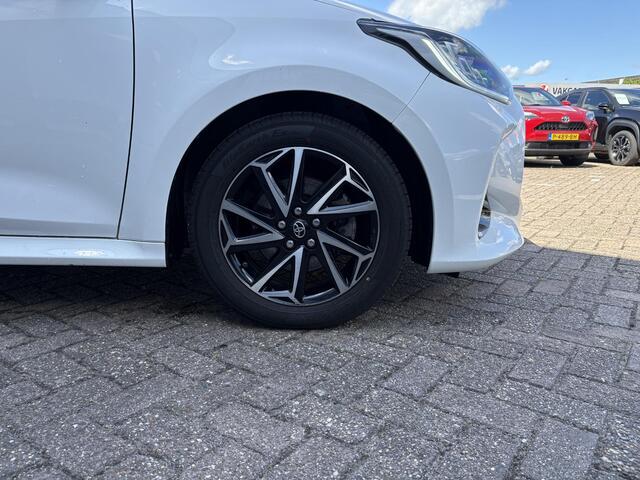 Toyota YARIS 1.5 Hybrid Dynamic