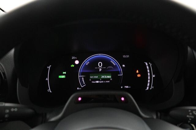 Toyota YARIS Cross 1.5 Hybrid 115 Dynamic | Nieuw uit voorraad leverbaar | Comfort Pack | Stoel / Stuur verwarming | Trekhaak afneembaar |