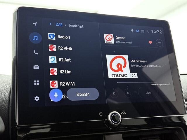 Toyota YARIS 1.5 Hybrid 130 Executive | BTW voertuig | Stoel+stuurverwarming | dodehoek detectie | Parkeersensoren voor+achter | Cruise Control Adaptive | Climate Control | Apple CarPlay/Android Auto |