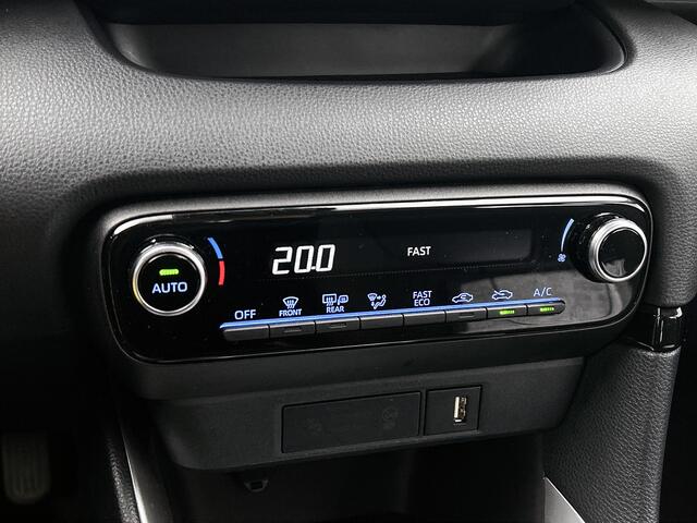 Toyota YARIS 1.5 Hybrid Dynamic | Dealer Onderhouden | Apple Carplay / Android Auto | Camera | Adaptive Cruise Control |
