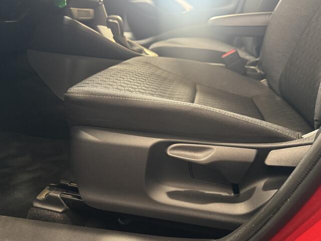 Toyota YARIS 1.5 Hybrid Active | Origineel NL | Lage KM-stand | All Seasons |
