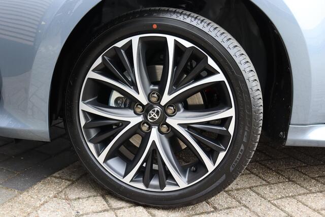 Toyota YARIS 1.5 Hybrid 115 Dynamic, Comfort Pack, VERWACHT, in augustus leverbaar met ¤2.000 inruilvoordeel!!